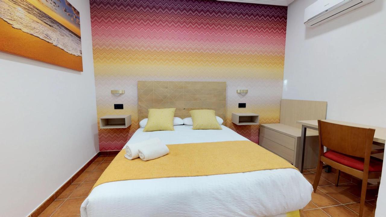 Hostal Boutique La Espanola Rota Kültér fotó